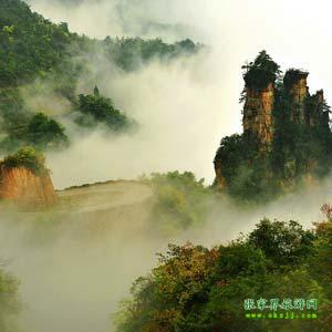 【喜樂拼團(tuán)線路】張家界、寶峰湖、天門山、天子山、猛洞河漂流三晚四日游
